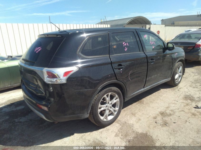 2015 MITSUBISHI OUTLANDER SE - JA4AD3A35FZ009889