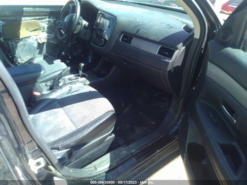 2015 MITSUBISHI OUTLANDER SE - JA4AD3A35FZ009889