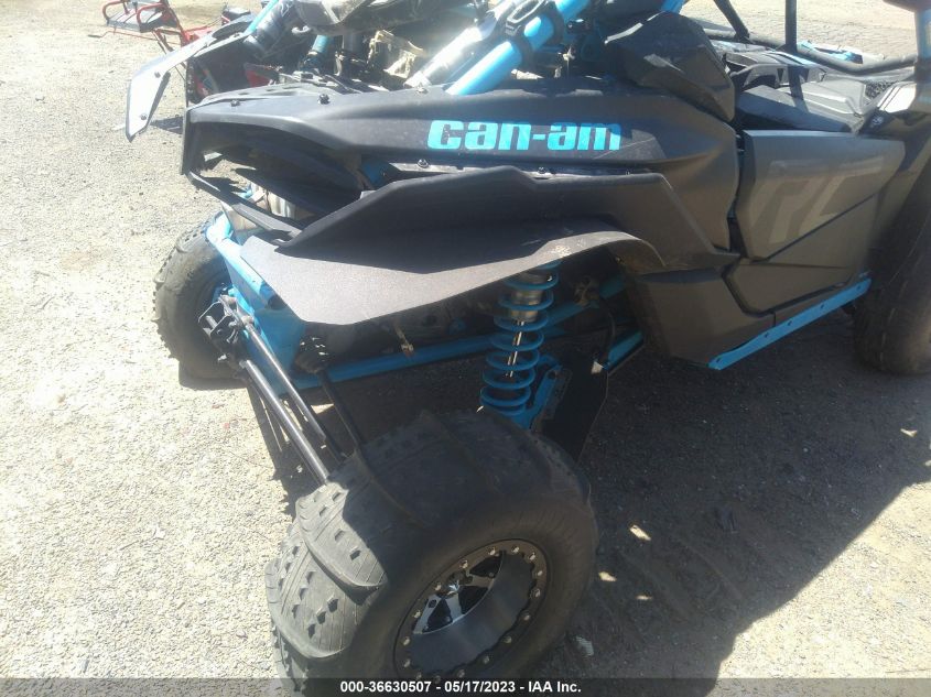 2018 CAN-AM MAVERICK X3 X RC TURBO R - 3JBVVAW2XJK000249