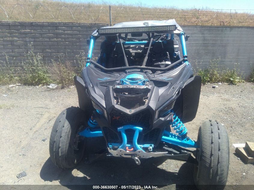 2018 CAN-AM MAVERICK X3 X RC TURBO R - 3JBVVAW2XJK000249