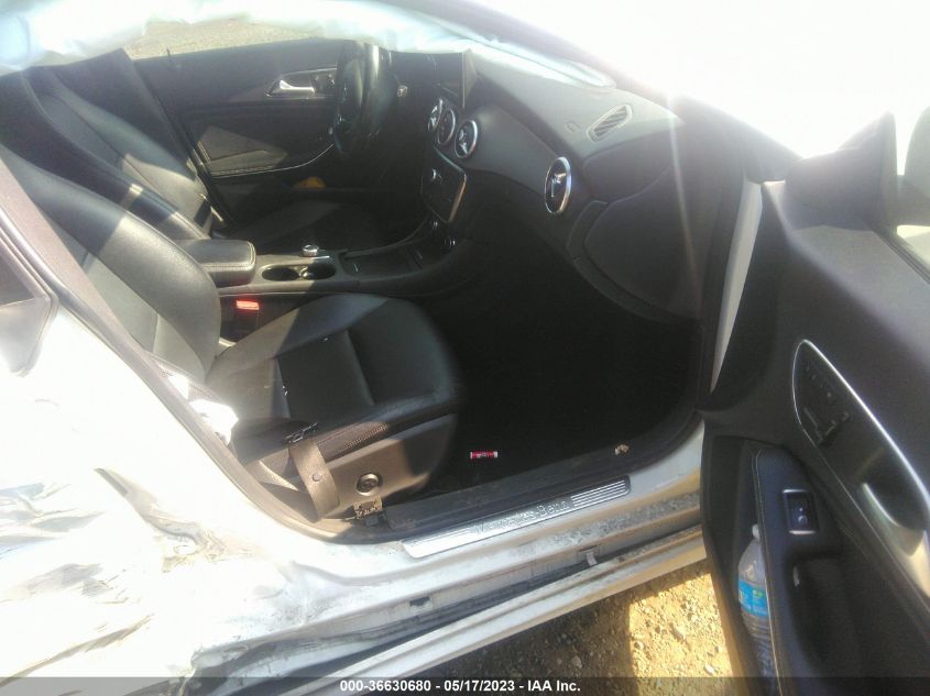 2014 MERCEDES-BENZ CLA-CLASS CLA 250 - WDDSJ4EB4EN136946