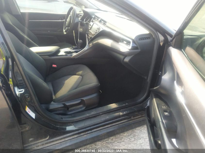 2018 TOYOTA CAMRY LE/SE/XLE/L - JTNB11HK0J3015692