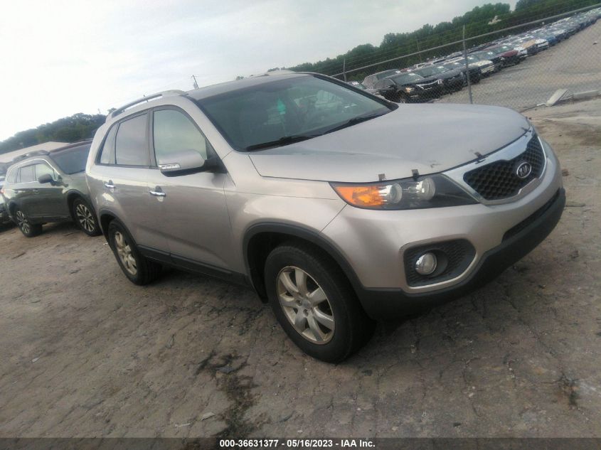 2013 KIA SORENTO LX - 5XYKT4A60DG329436