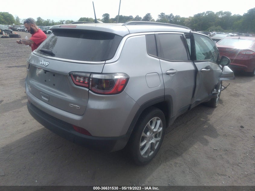 VIN 3C4NJDFB3NT178689 2022 JEEP COMPASS LATITUDE LUX