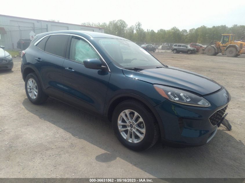 2020 FORD ESCAPE SE - 1FMCU9G61LUA71877