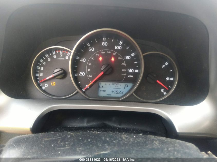 2016 TOYOTA RAV4 LE - JTMZFREV7GJ070680