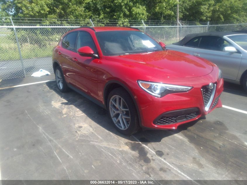 2018 ALFA ROMEO STELVIO TI SPORT - ZASFAKNN2J7B97437