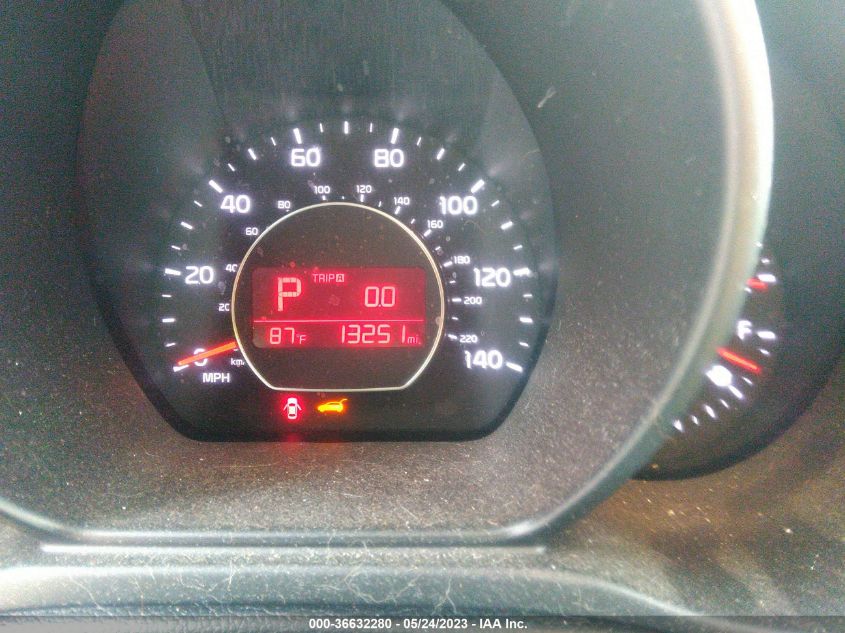 2015 KIA SOUL + - KNDJP3A54F7773422