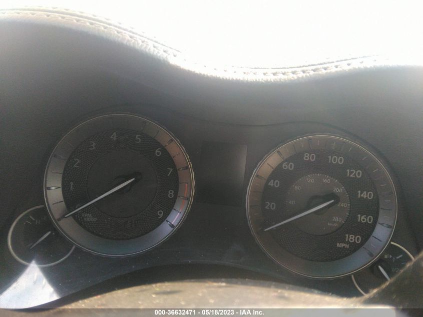 2015 INFINITI Q70 - JN1BY1AR5FM560038