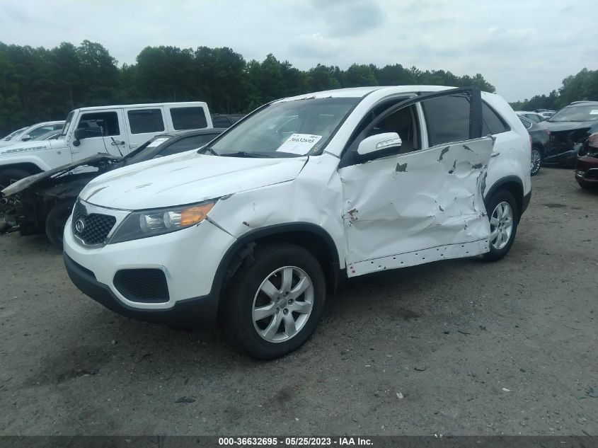 2013 KIA SORENTO LX - 5XYKT3A16DG313370