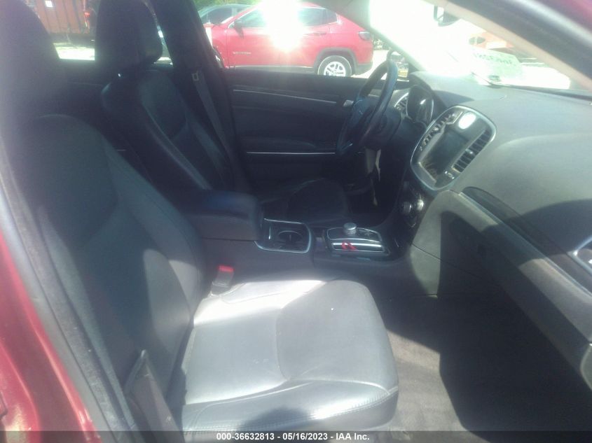 2016 CHRYSLER 300 LIMITED - 2C3CCAAG8GH189366
