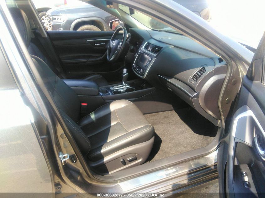 2017 NISSAN ALTIMA 2.5 SL - 1N4AL3AP9HC144977