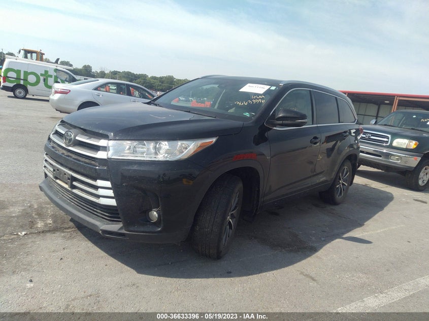 VIN 5TDJZRFH5JS526019 2018 TOYOTA HIGHLANDER SE/XLE