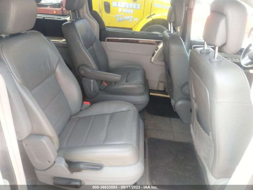 2014 VOLKSWAGEN ROUTAN SEL PREMIUM 2C4RVADG1ER134793
