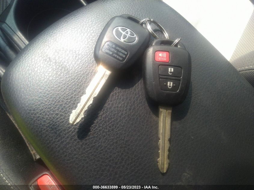 2014 TOYOTA RAV4 XLE - JTMRFREV0ED089728