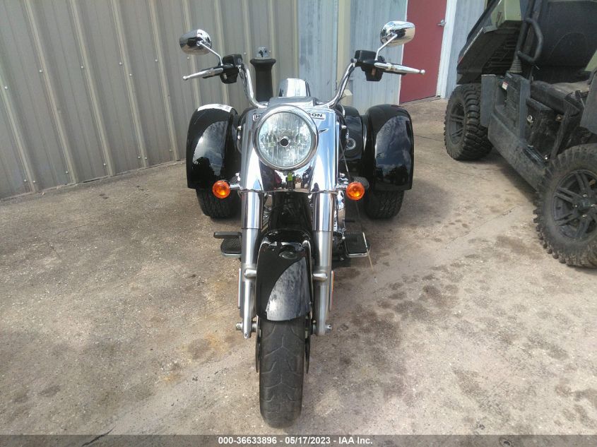 2019 HARLEY-DAVIDSON FLRT 1HD1MCP17KB859746