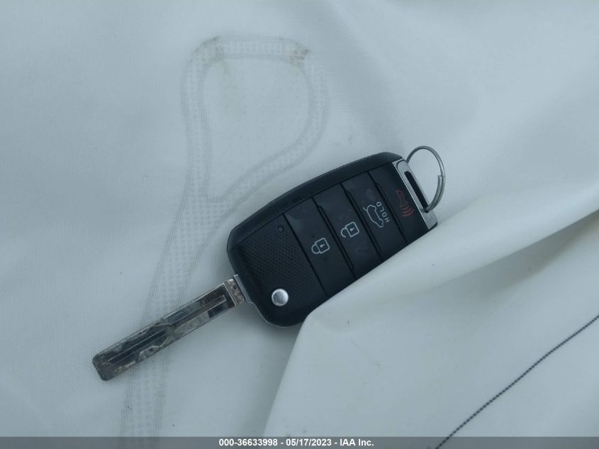 2015 KIA SOUL BASE - KNDJN2A28F7164209