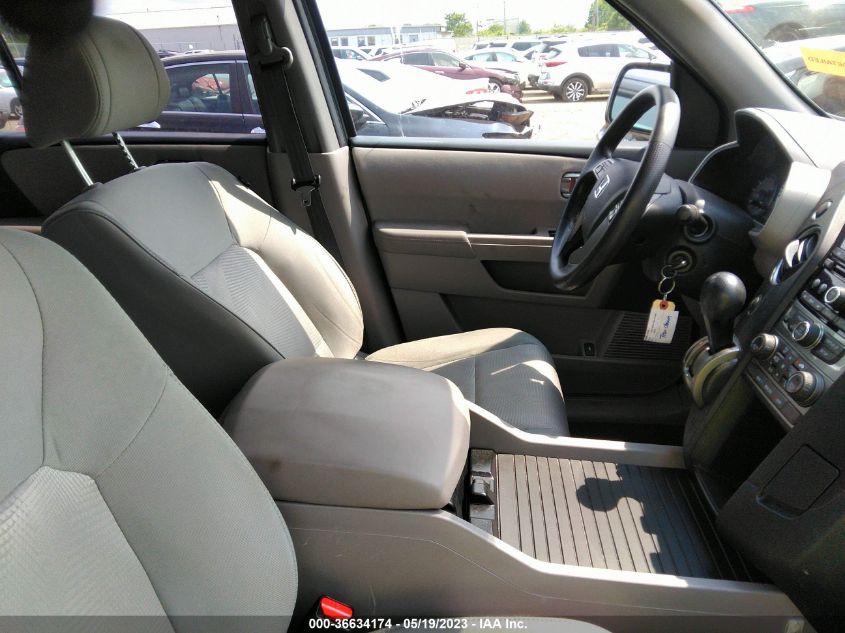 2015 HONDA PILOT LX - 5FNYF4H26FB016602