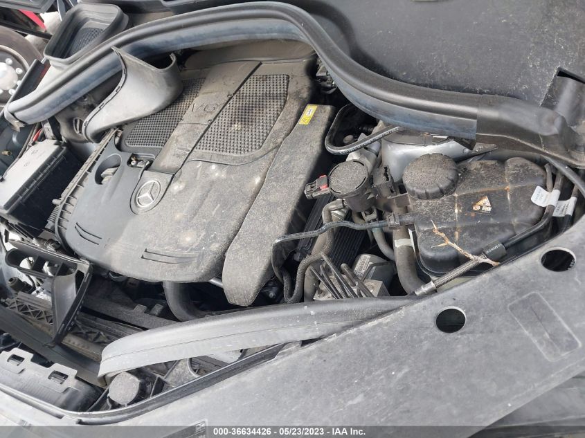 2015 MERCEDES-BENZ M-CLASS ML 350 - 4JGDA5JB2FA586467