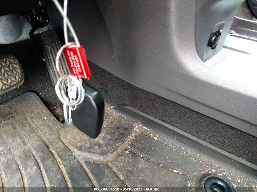 2021 TOYOTA SIENNA XLE - 5TDJRKEC1MS037358