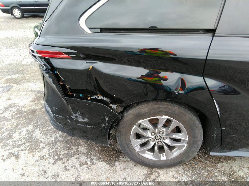 2021 TOYOTA SIENNA XLE - 5TDJRKEC1MS037358