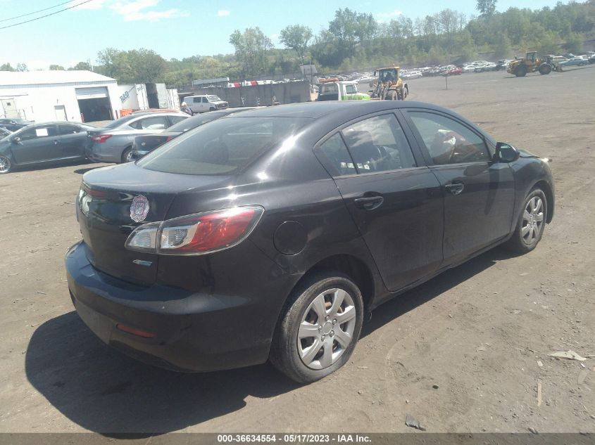 2013 MAZDA MAZDA3 I SPORT - JM1BL1U87D1703214