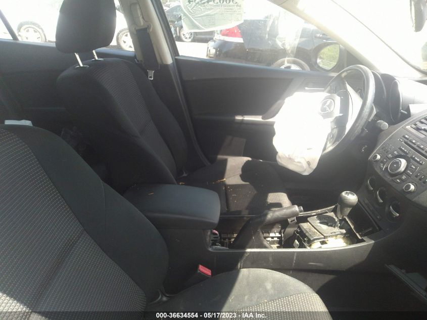 2013 MAZDA MAZDA3 I SPORT - JM1BL1U87D1703214