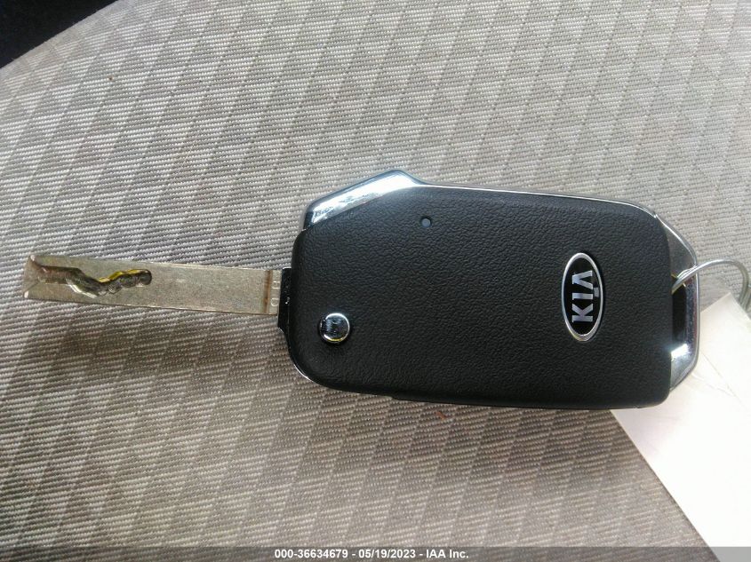 2020 KIA SOUL LX - KNDJ23AU8L7078877