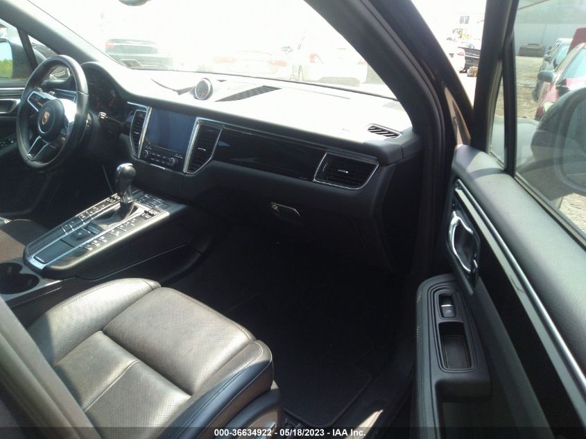 2017 PORSCHE MACAN - WP1AA2A57HLB04937