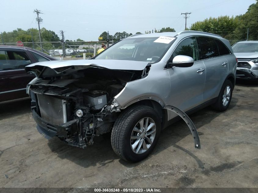 2017 KIA SORENTO LX V6 - 5XYPGDA56HG280878