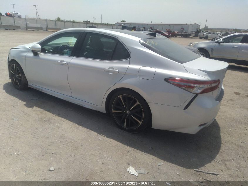 2018 TOYOTA CAMRY XSE - 4T1B61HK5JU008166