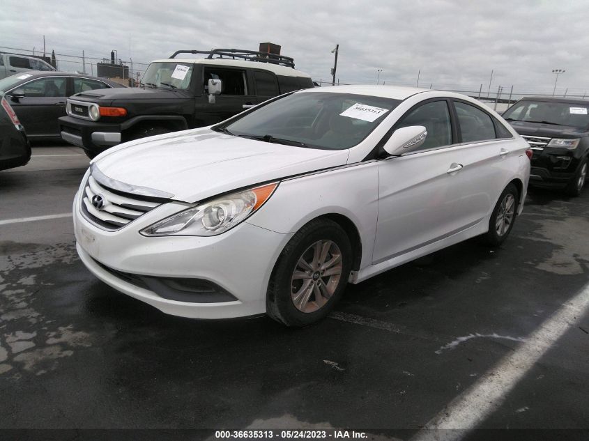 2014 HYUNDAI SONATA GLS - 5NPEB4AC3EH907612