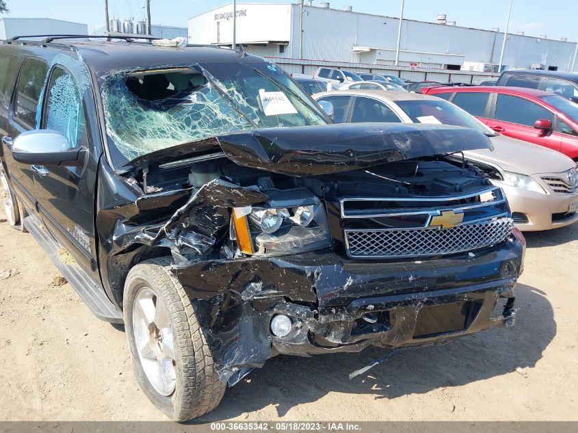 2013 CHEVROLET SUBURBAN LT - 1GNSCJE09DR115994
