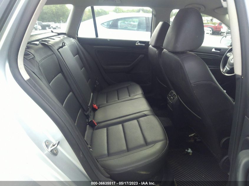 2014 VOLKSWAGEN JETTA SPORTWAGEN TDI - 3VWPL7AJ5EM623847
