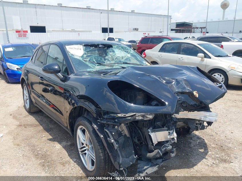 VIN WP1AA2A50JLB05501 2018 PORSCHE MACAN