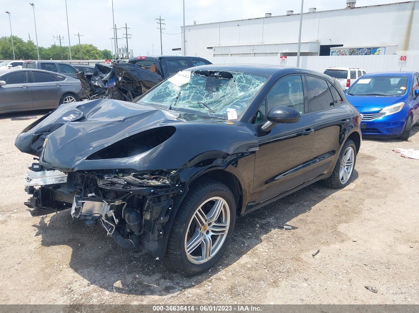 VIN WP1AA2A50JLB05501 2018 PORSCHE MACAN