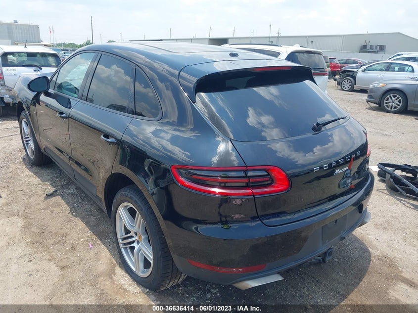 VIN WP1AA2A50JLB05501 2018 PORSCHE MACAN