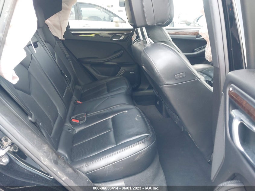 VIN WP1AA2A50JLB05501 2018 PORSCHE MACAN