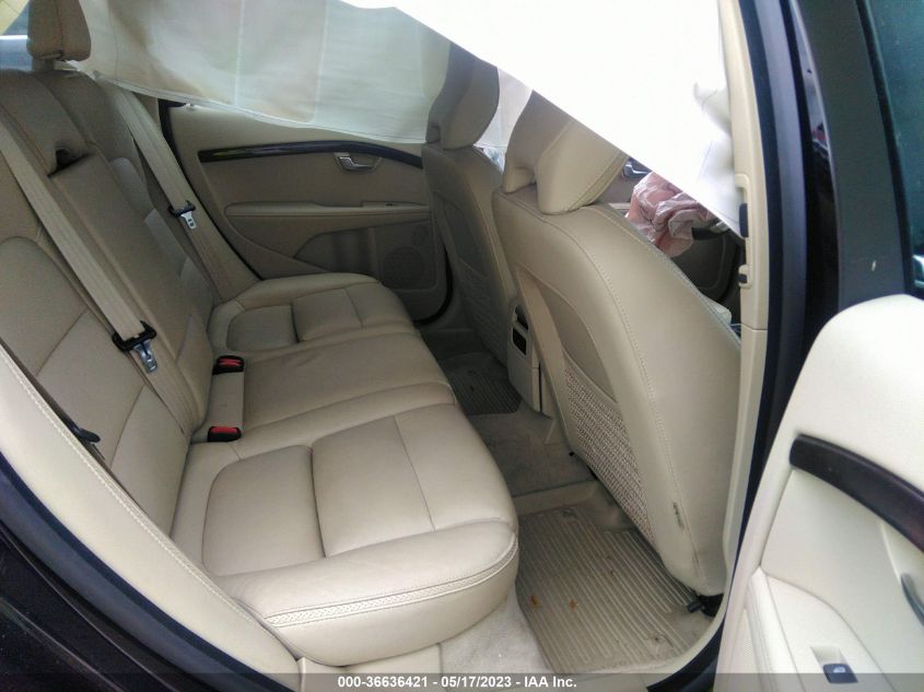 2016 VOLVO XC70 T5 PLATINUM - YV4612NM9G1260459