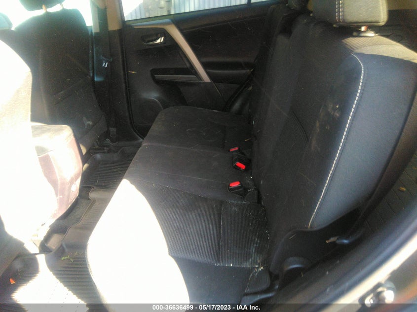VIN 2T3RFREVXJW801594 2018 TOYOTA RAV4 XLE/ADVENTURE