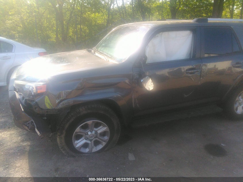VIN JTEMU5JR2M5937209 2021 TOYOTA 4RUNNER SR5