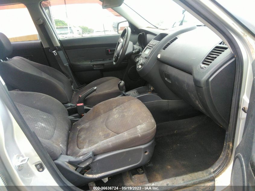 2013 KIA SOUL BASE - KNDJT2A51D7556171