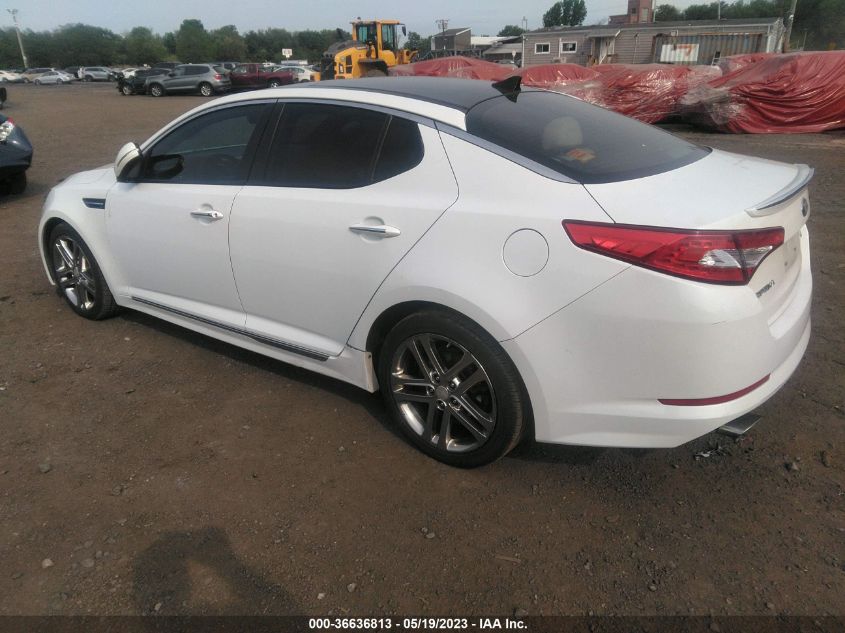 2013 KIA OPTIMA SX W/LIMITED PKG - 5XXGR4A68DG130370