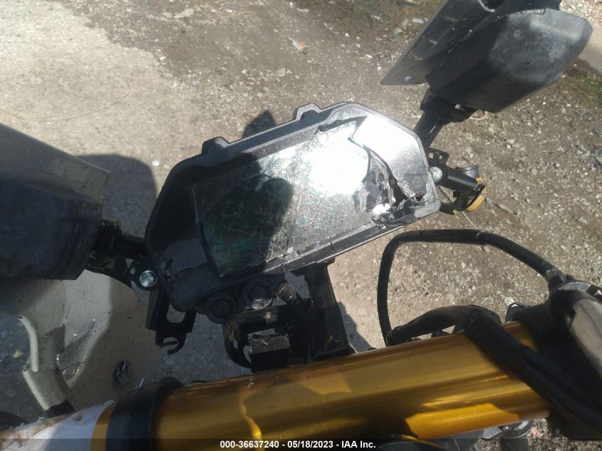 2020 YAMAHA YZFR3 A MH3RH18Y9LK003960