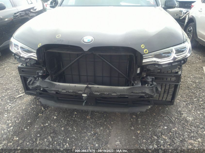 2022 BMW X7 M50I 5UXCX6C02N9M10372