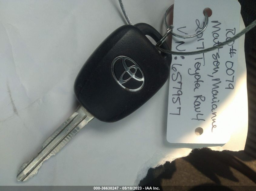 2017 TOYOTA RAV4 LE - 2T3BFREV6HW657957