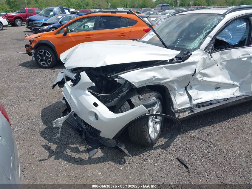 2015 BMW X1 XDRIVE28I - WBAVL1C52FVY28747