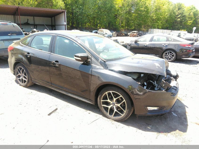 2015 FORD FOCUS SE - 1FADP3F24FL297522