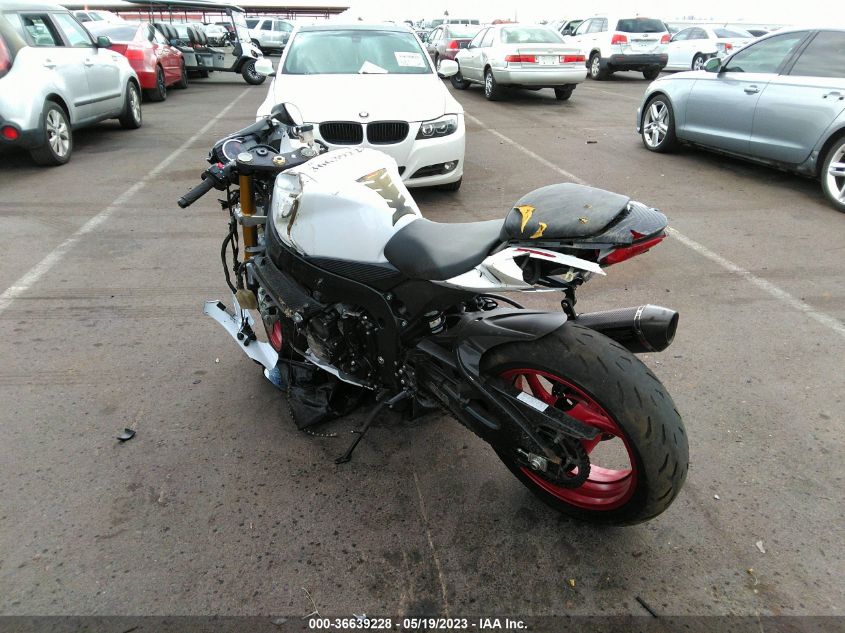 2017 SUZUKI GSX-R750 - JS1GR7MA1H2100635