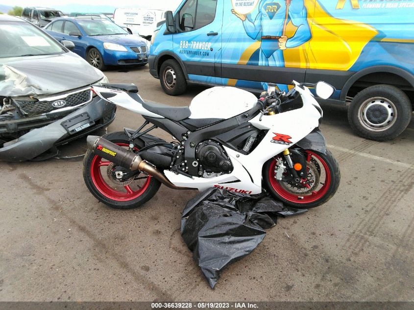 2017 SUZUKI GSX-R750 - JS1GR7MA1H2100635